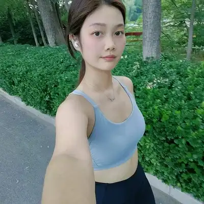 雷涛雅